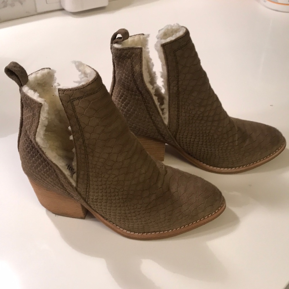 Jeffrey Campbell booties